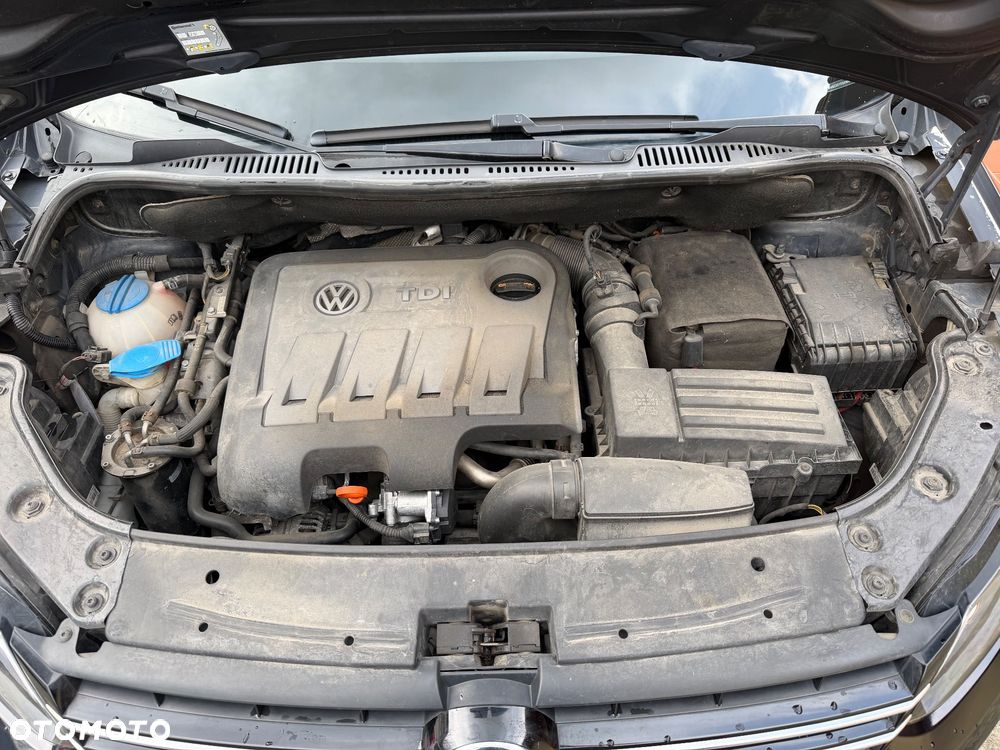 Volkswagen Touran 2.0 TDI DPF Cross - 22