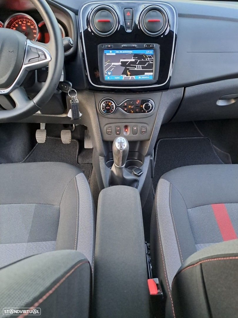 Dacia Sandero 0.9 TCe Stepway - 12