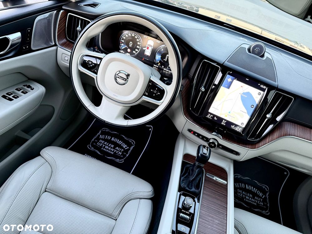 Volvo XC 60 D4 Inscription - 28