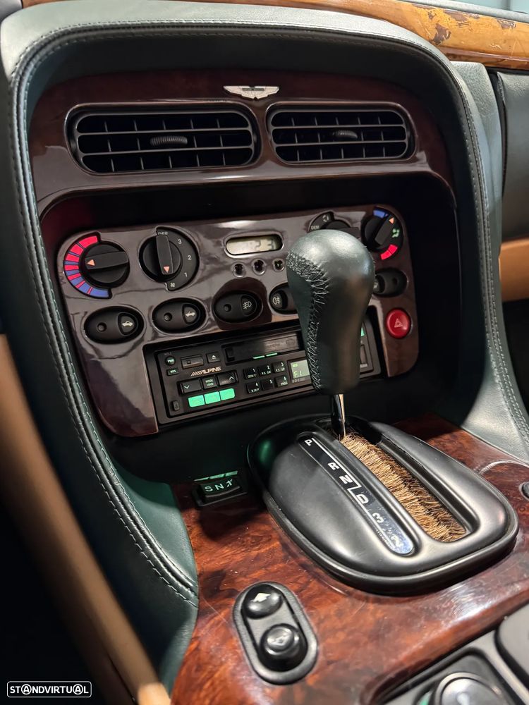 Aston Martin DB7 Vantage Volante - 35