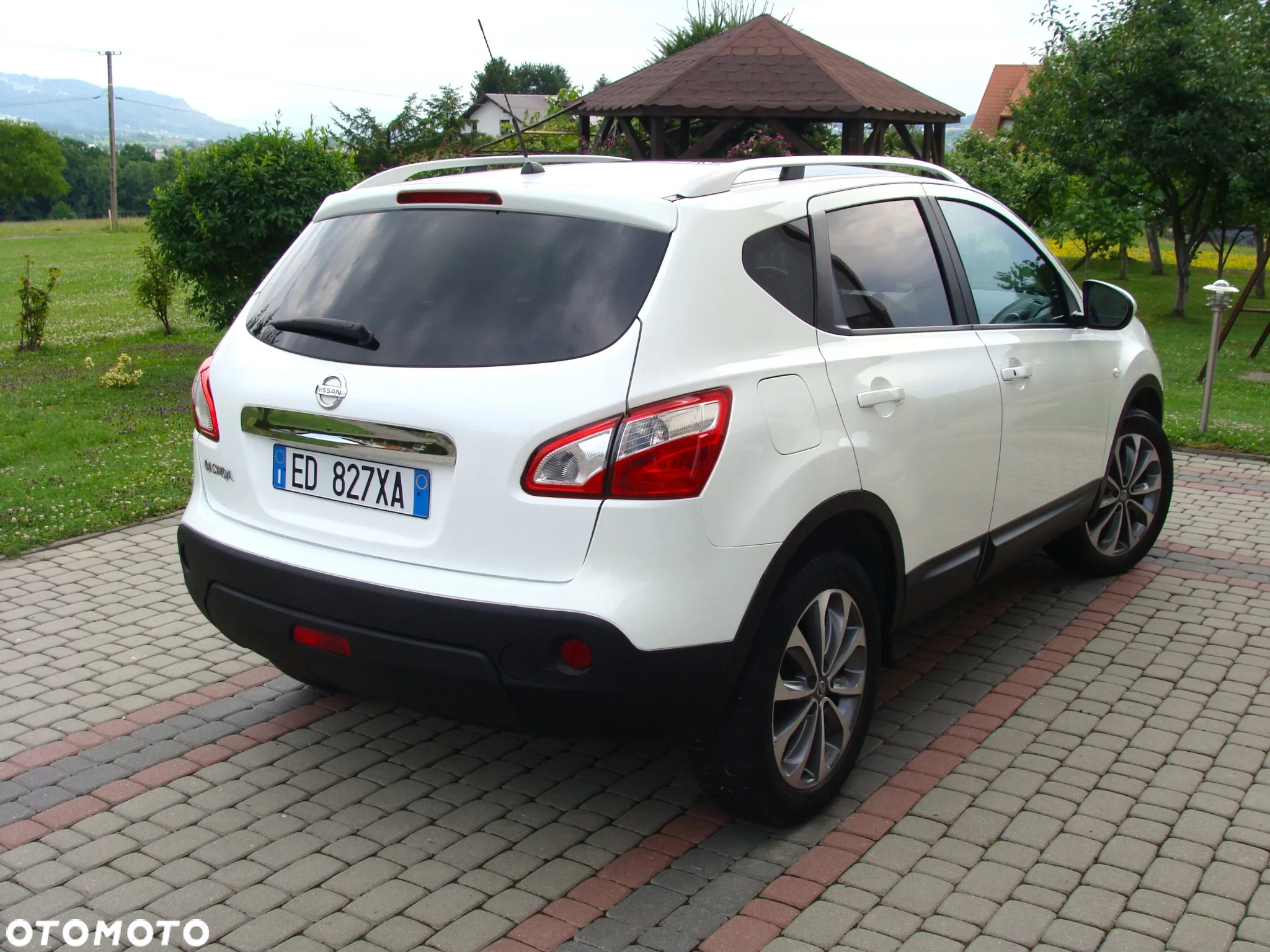 Nissan Qashqai 2.0 dCi 4 x 4 DPF acenta - 6