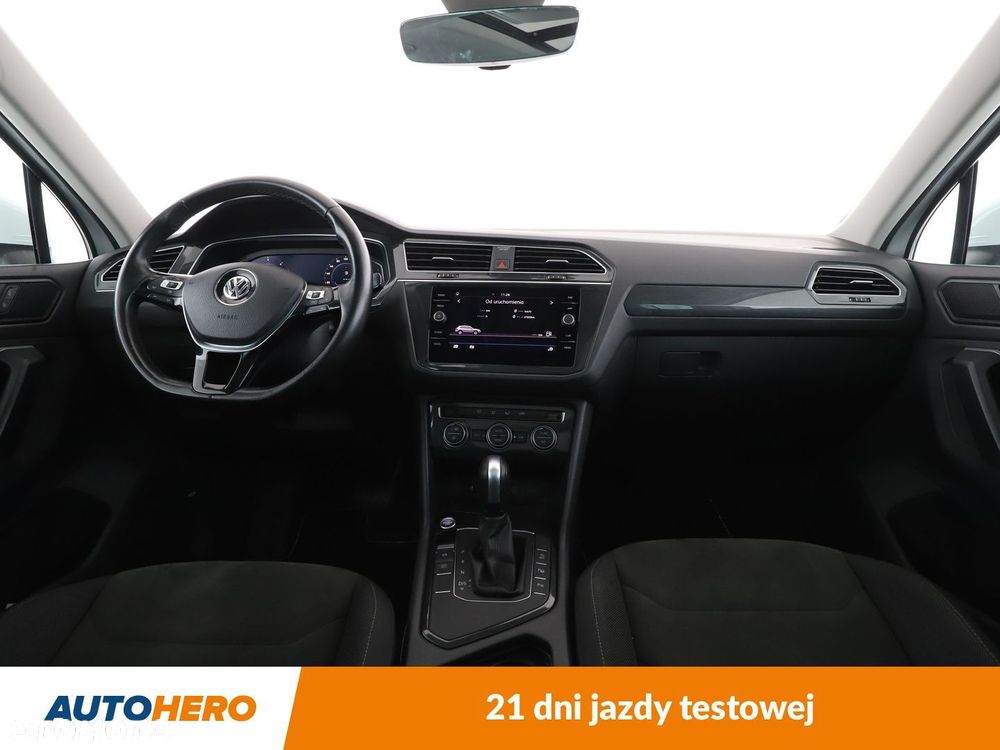 Volkswagen Tiguan - 12
