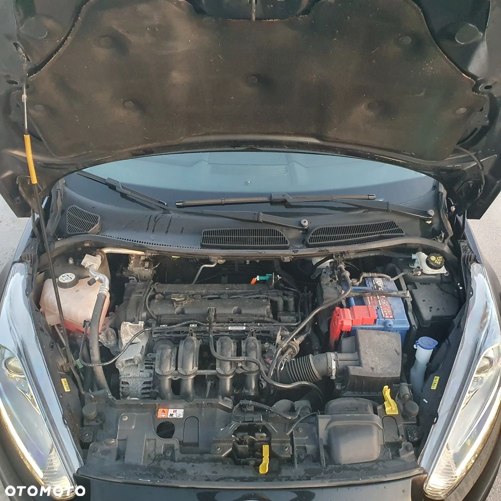 Ford Fiesta 1.25 Ghia - 20