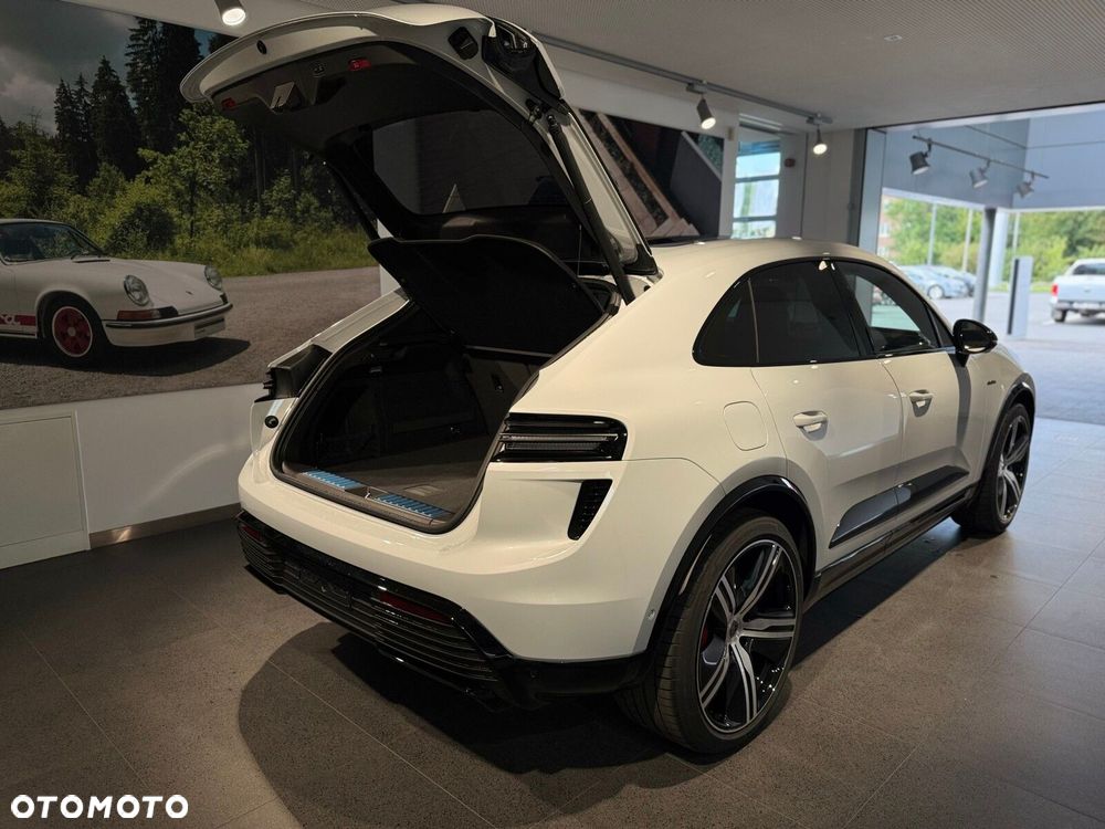 Porsche Macan - 8