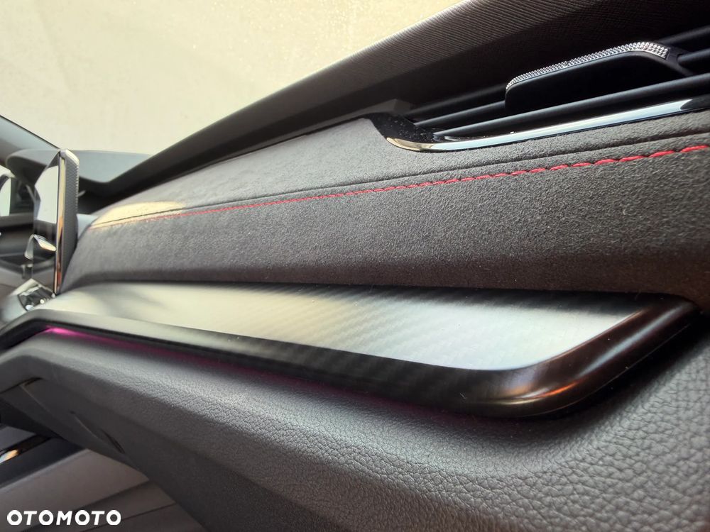 Skoda Octavia 2.0 TSI RS Challenge 245 DSG - 28