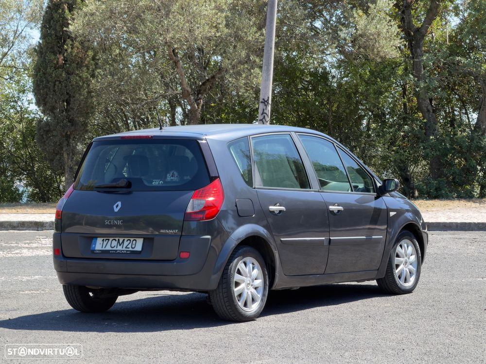 Renault Scénic 1.5 dCi Dynamique - 4