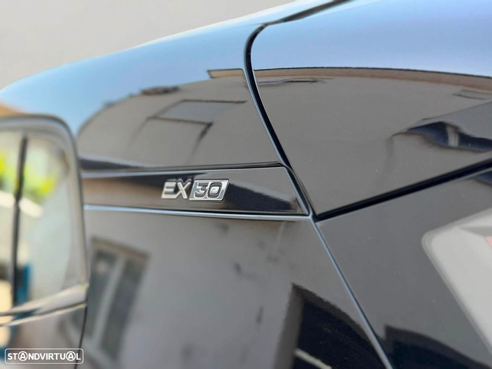 Volvo EX30 69 kWh Single Motor Extended Range Core - 18