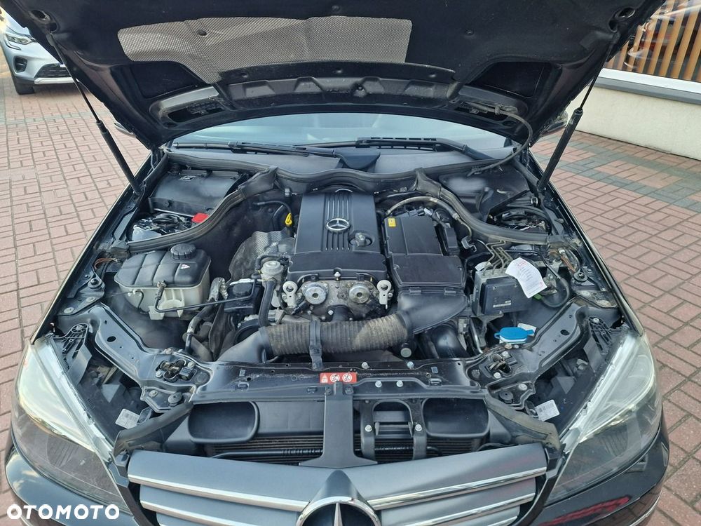 Mercedes-Benz CLC - 32