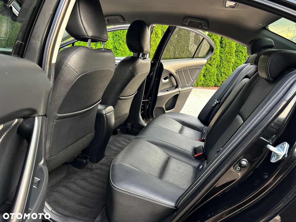 Toyota Avensis 1.8 Prestige - 10