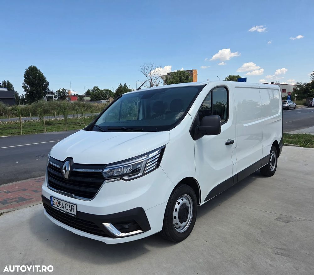 Renault Trafic - 1