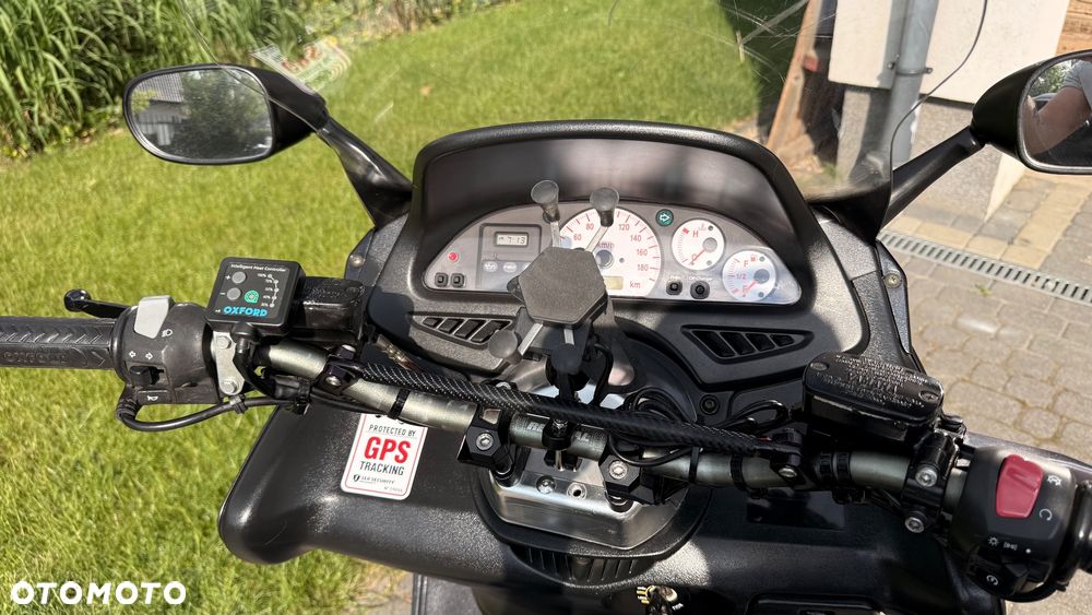 Yamaha Tmax - 8