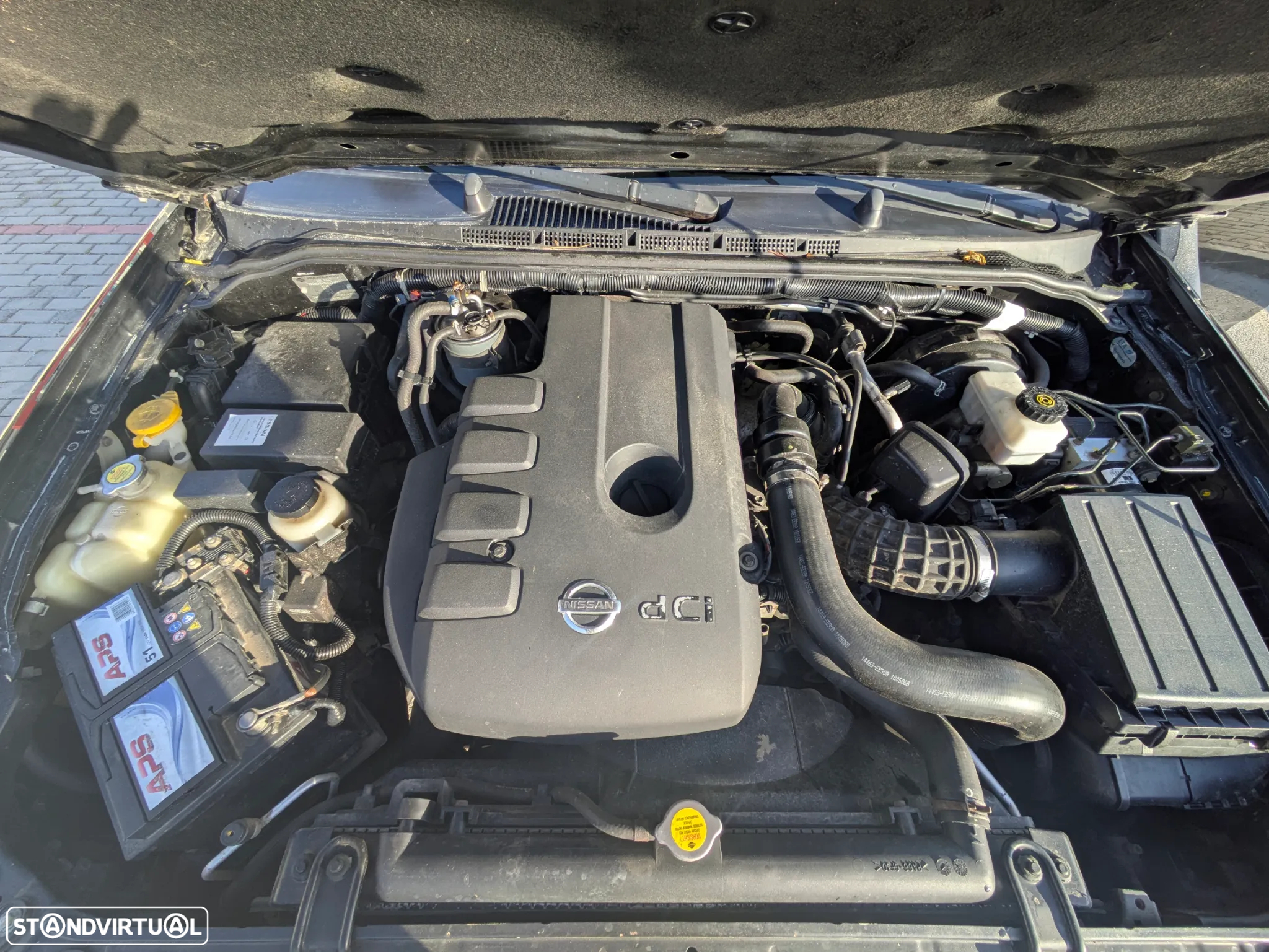 Nissan Navara 2.5 dCi KC SE+BDT - 8