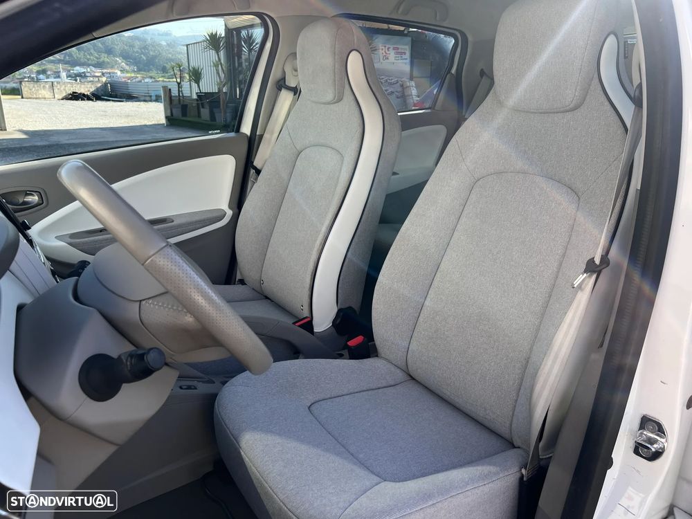 Renault Zoe (c/ Bateria) Limited 40 - 8