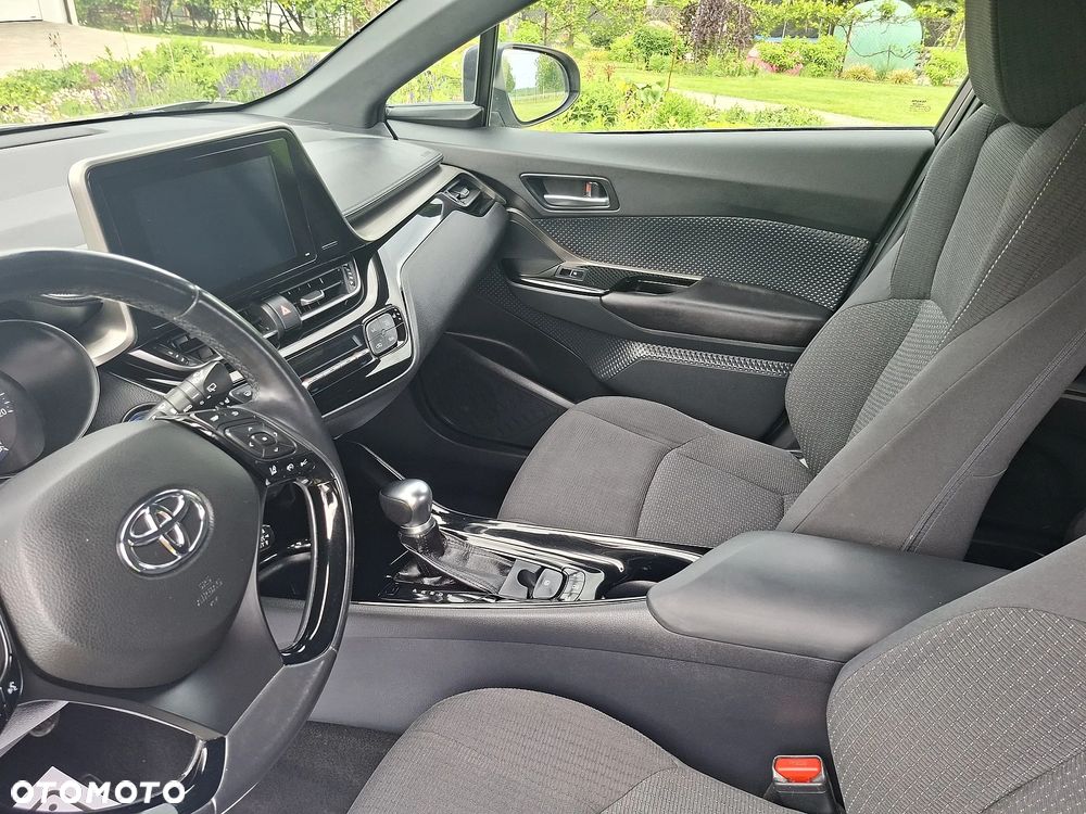 Toyota C-HR - 18