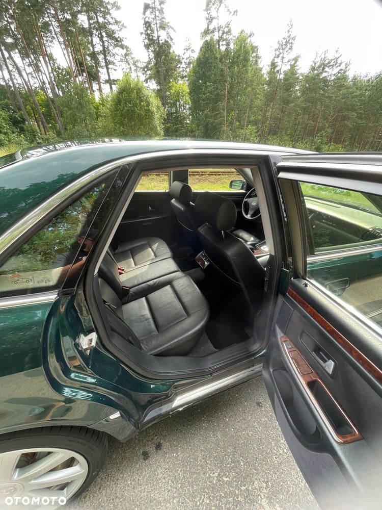 Audi A8 - 12
