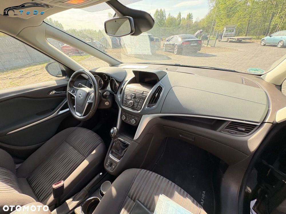 Opel Zafira 1.4 T Cosmo EcoFLEX S&S EU6 - 31