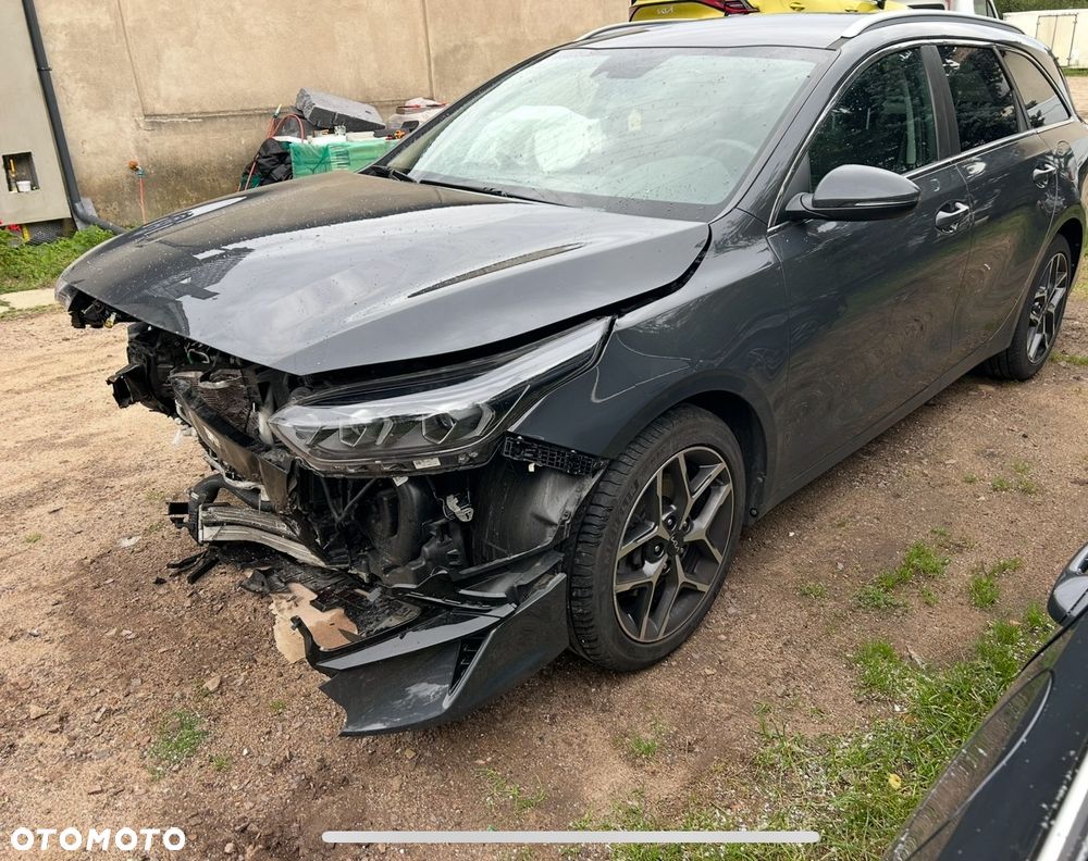 Kia Ceed 1.5 T-GDI DCT7 OPF Platinum - 1