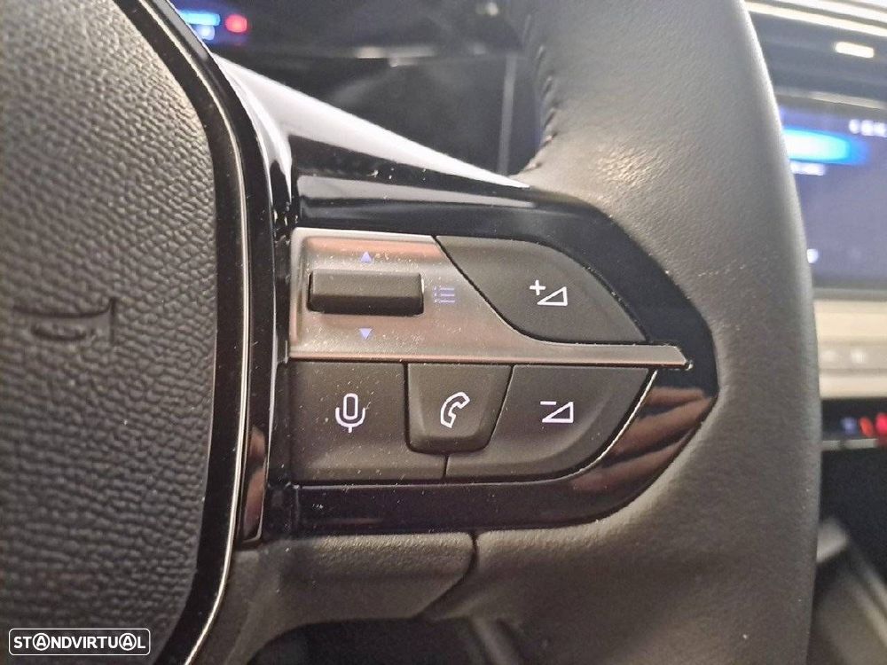 Peugeot 308 1.2 Hybrid Style e-DCS6 - 17