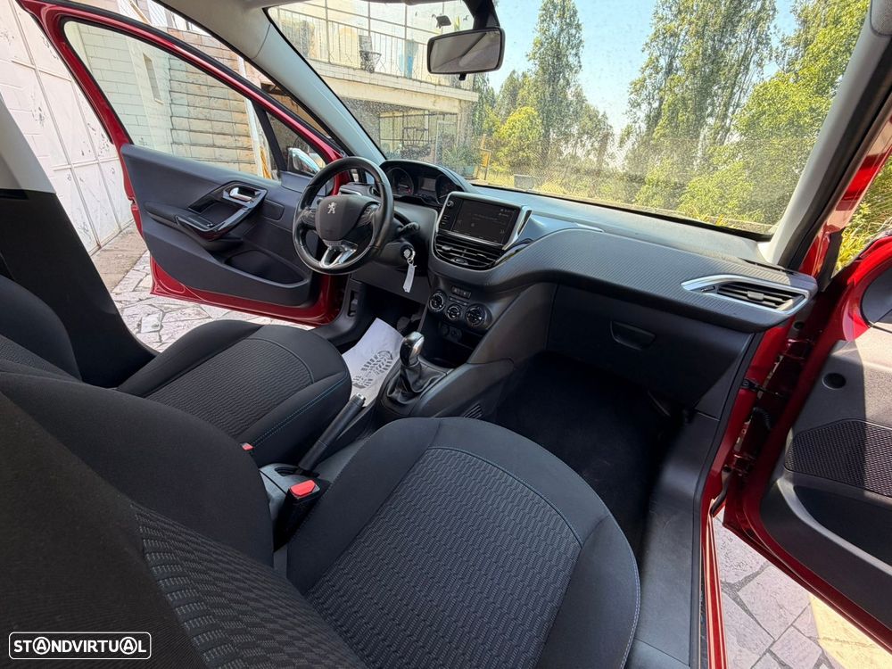Peugeot 208 1.2 PureTech Style - 26