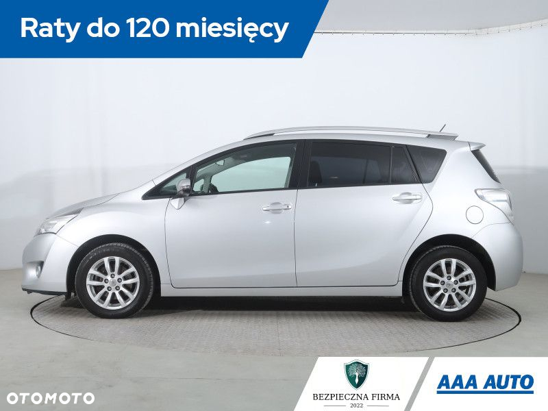 Toyota Verso - 3