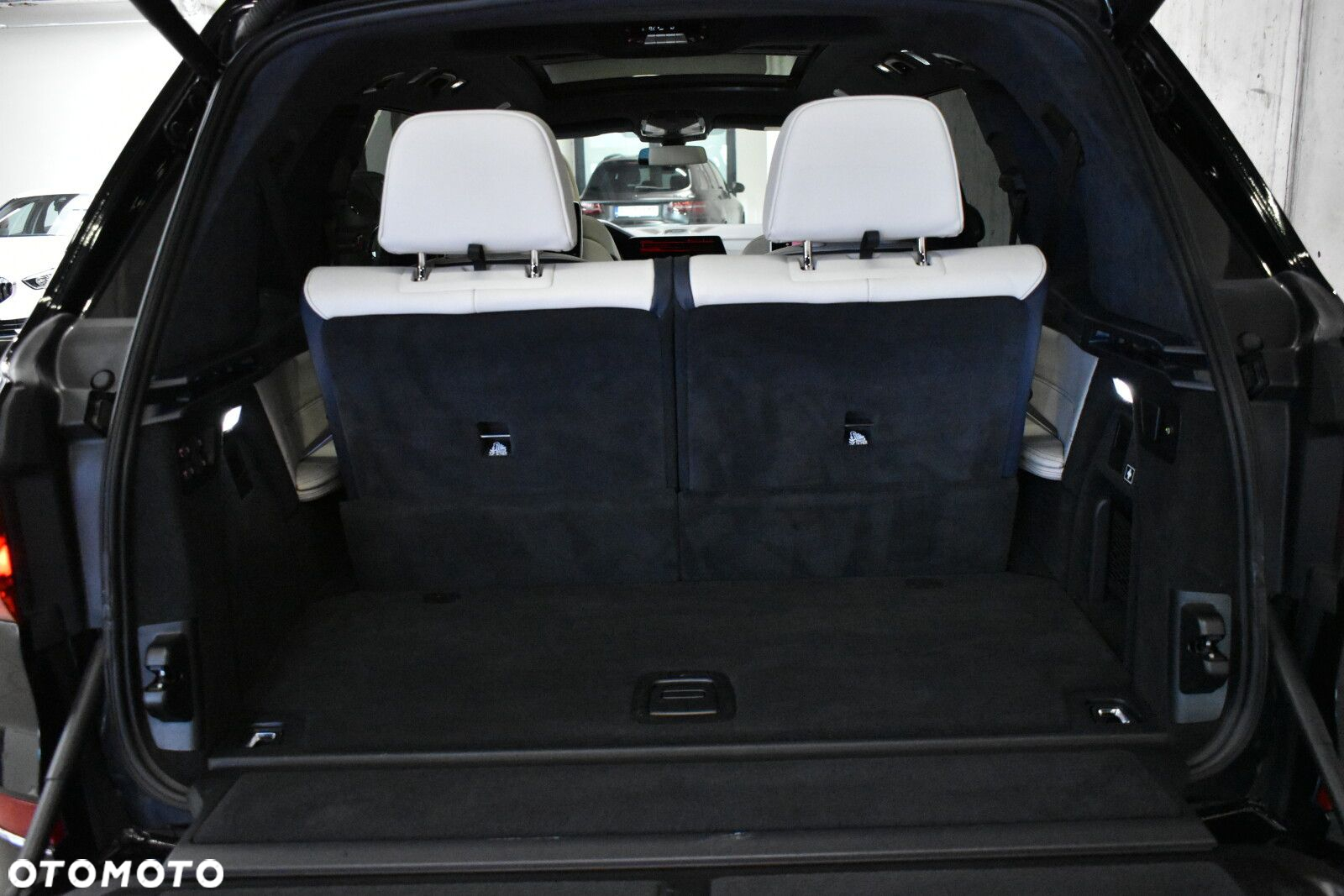 BMW X7 M50d sport - 32