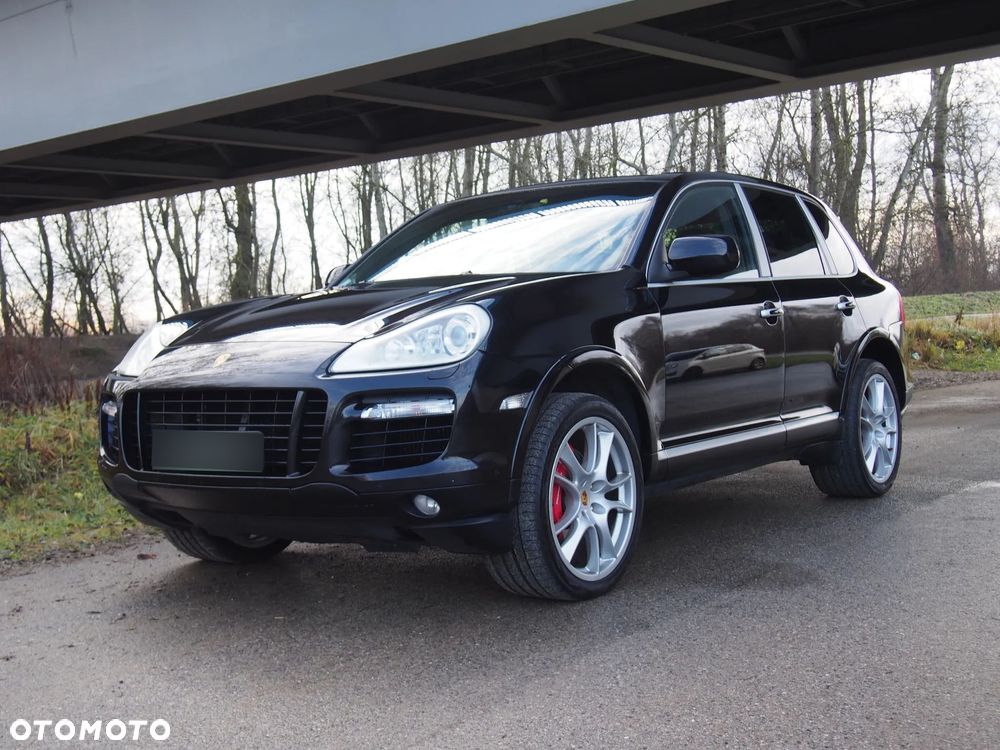 Porsche Cayenne Turbo - 41
