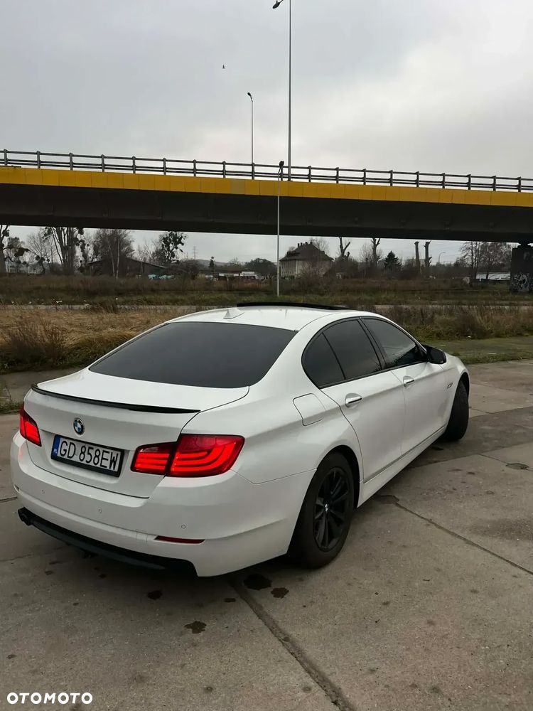 BMW Seria 5 520d - 2