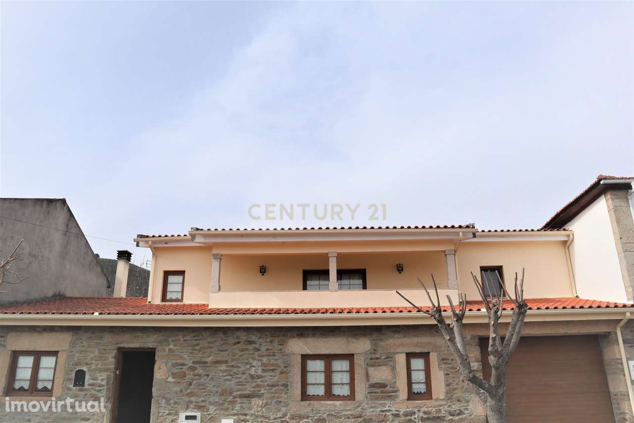 Moradia T4 na Horta do Douro, Foz do Côa: Conforto Histórico e Moderni - Grande imagem: 5/41