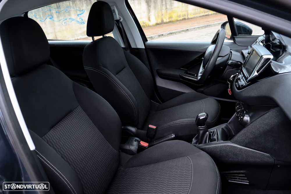 Peugeot 208 PureTech 68 Active - 5