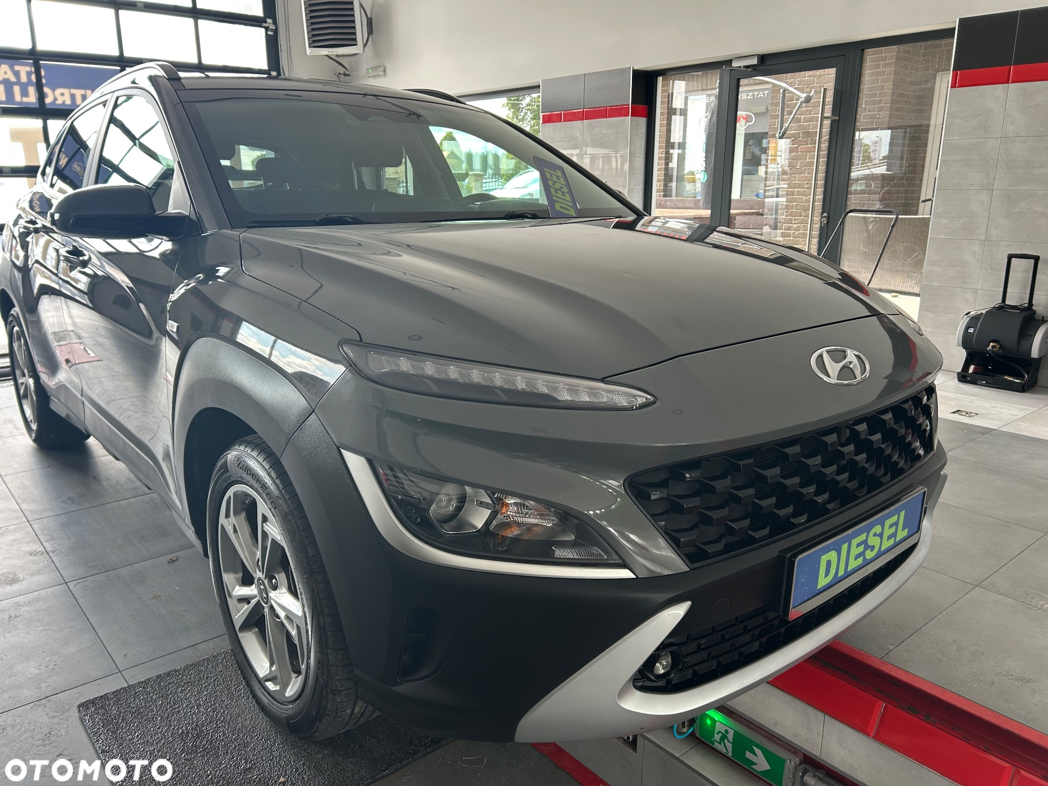 Hyundai Kona 1.6 GDI DCT Hybrid Premium - 11
