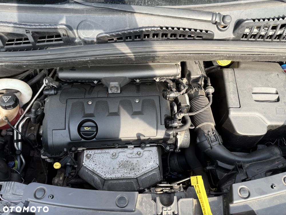 Citroën C3 Picasso 1.4i Attraction - 9