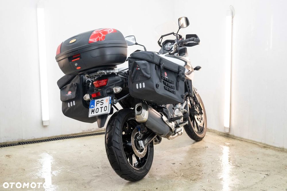 Suzuki DL - 6
