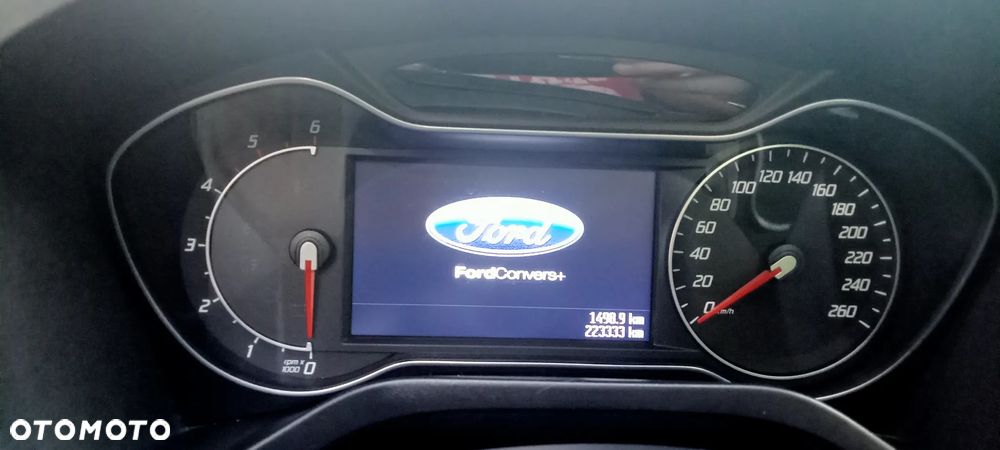Ford S-Max 2.0 TDCi DPF Champions Edition - 23