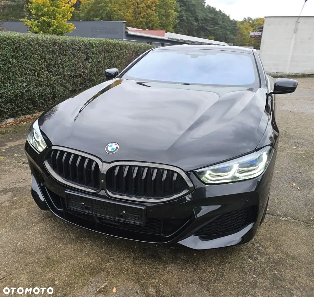 BMW Seria 8 - 7