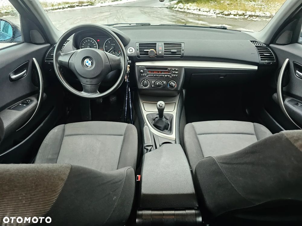 BMW Seria 1 118d - 15
