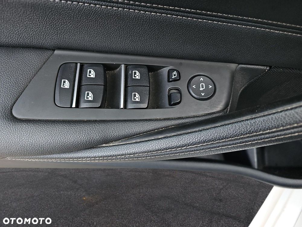 BMW Seria 5 - 17