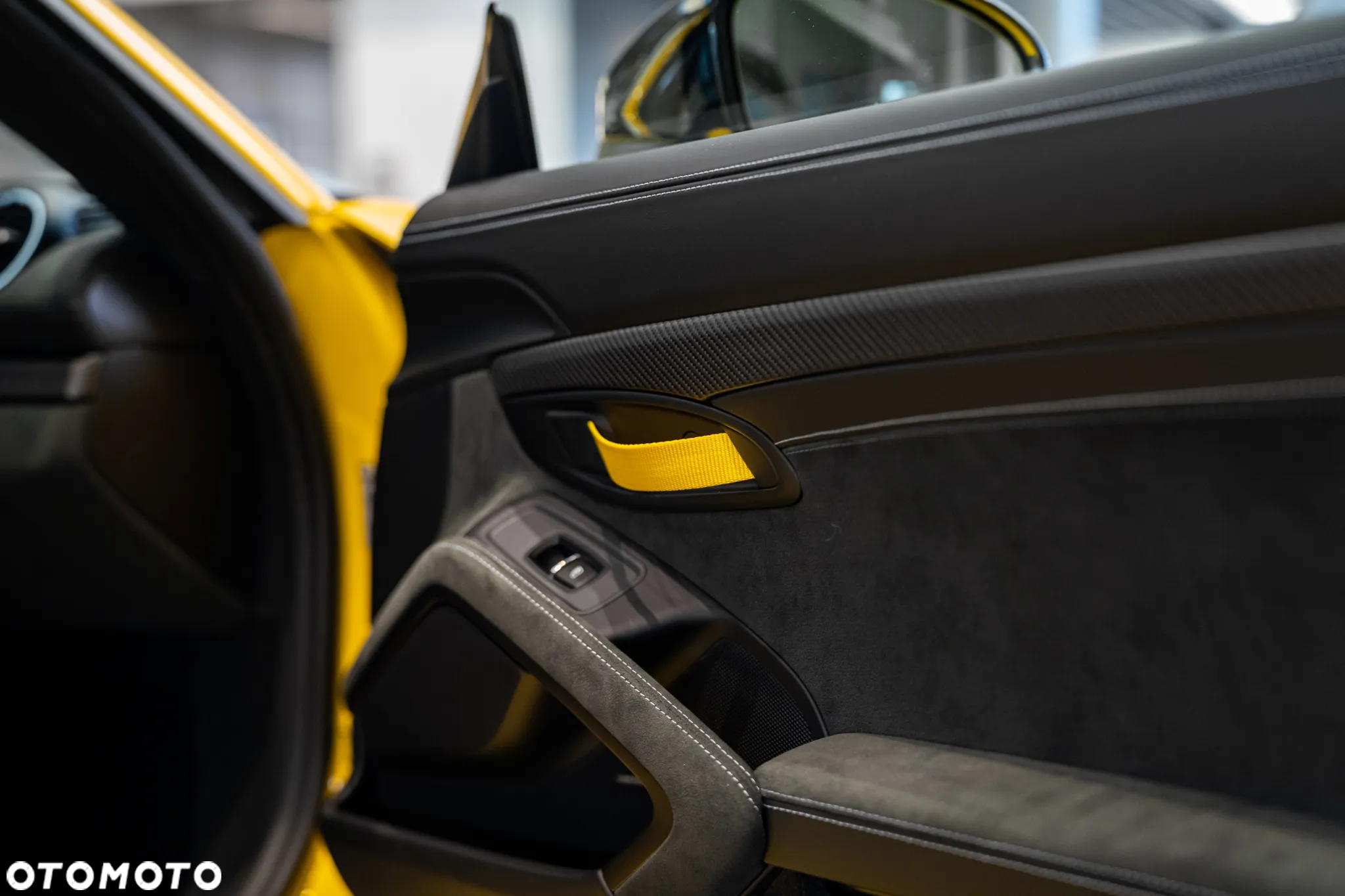 Porsche 718 Cayman GPF GT4 RS PDK - 15