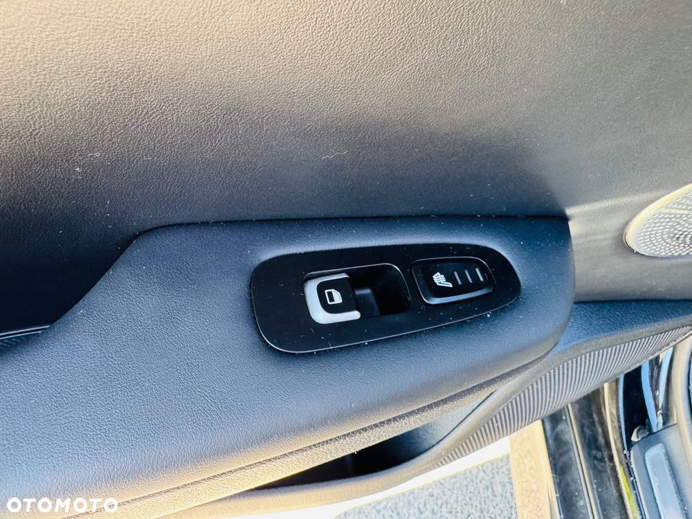 Kia Stinger 3.3 T-GDI V6 GT AWD - 39