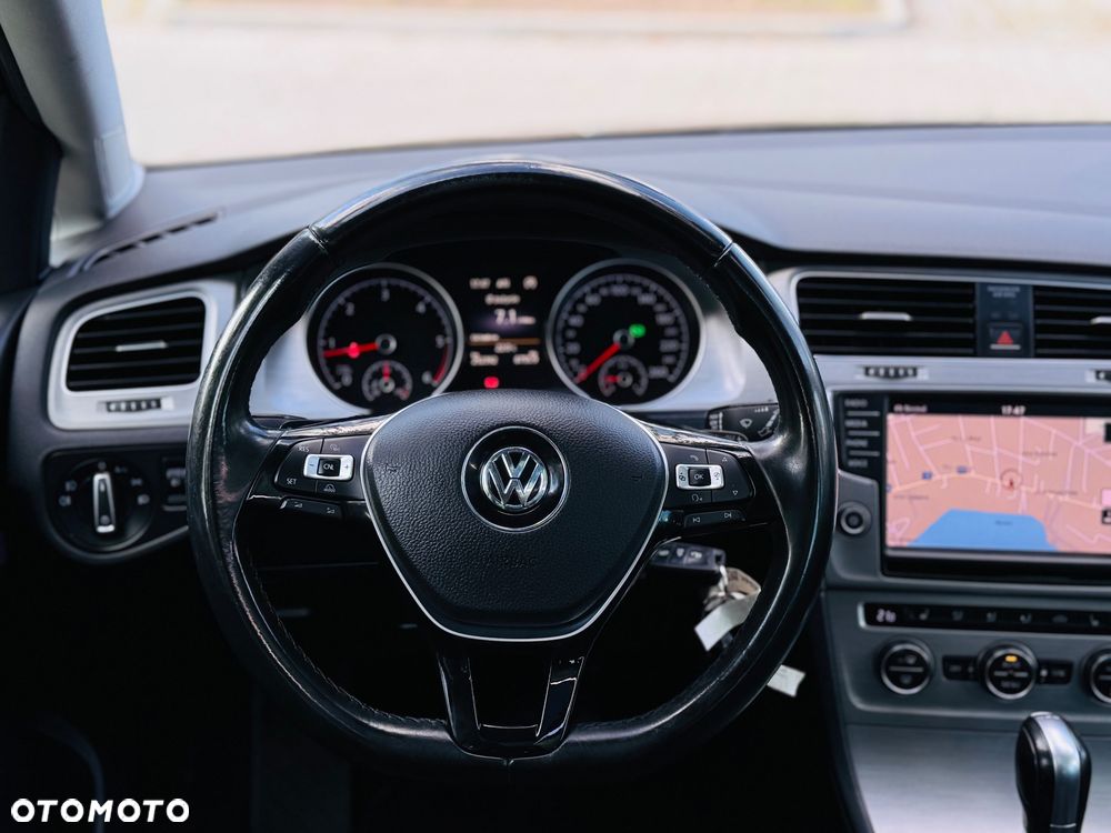 Volkswagen Golf Variant - 5