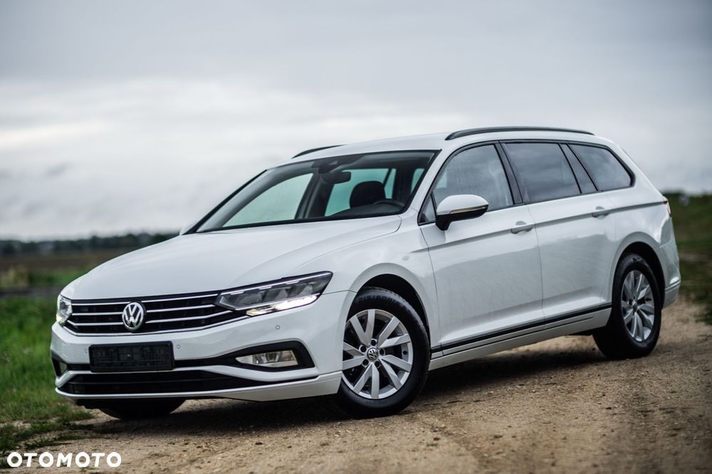 Volkswagen Passat 2.0 TDI SCR DSG Comfortline - 1