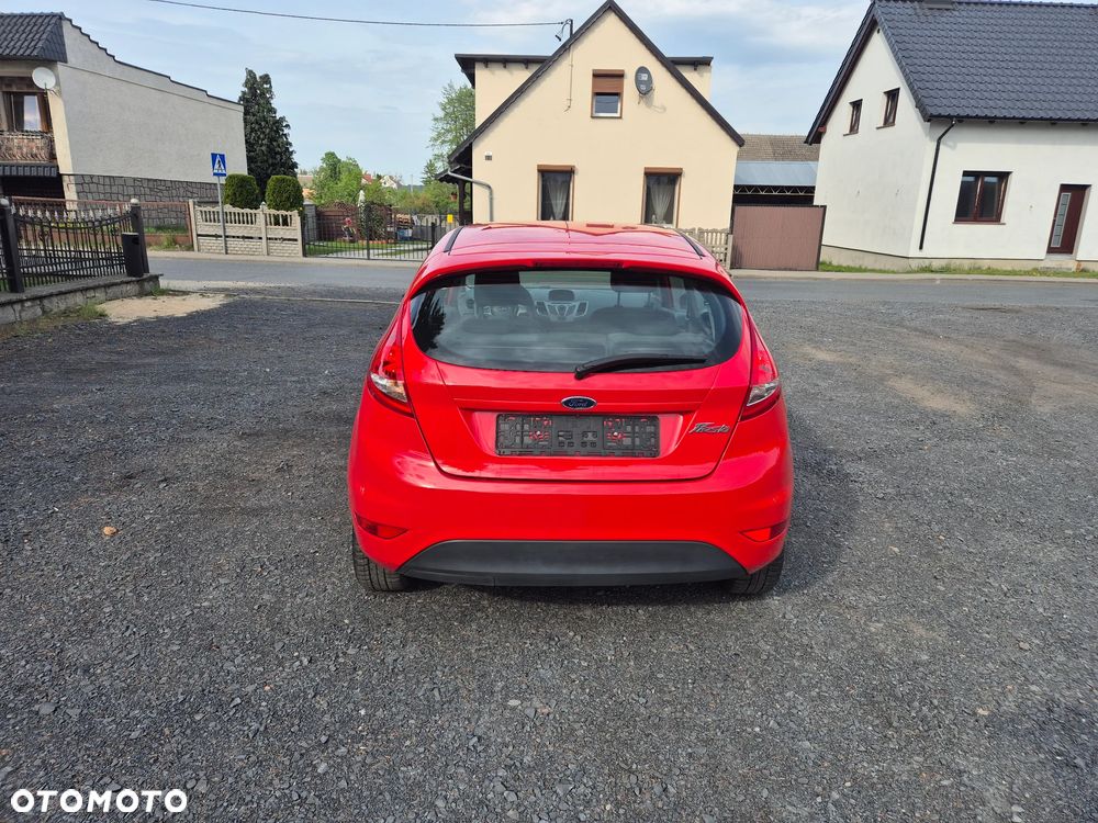 Ford Fiesta - 6