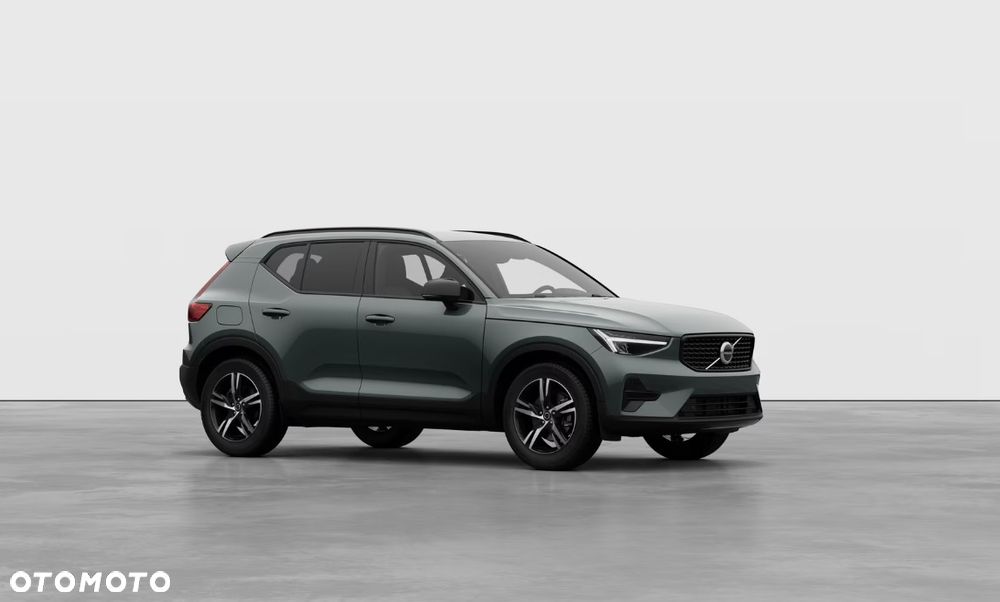 Volvo XC 40 B3 Plus Dark - 1