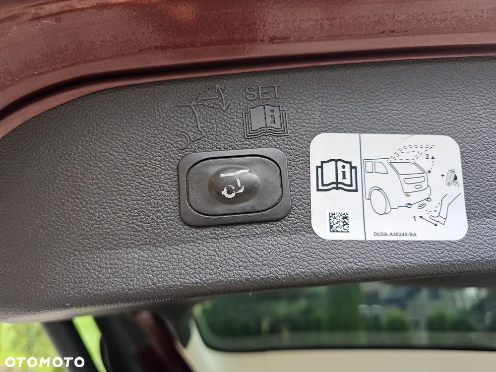 Ford Escape 2.0 EcoBoost AWD Titanium - 31