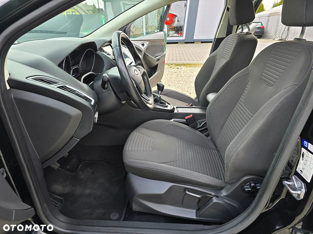 Ford Focus 1.5 EcoBlue SCR Titanium - 14