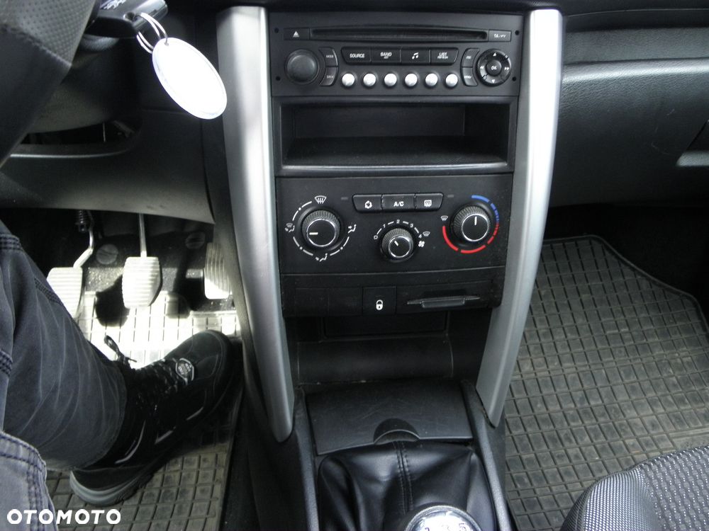 Peugeot 207 1.4 HDi Trendy - 8