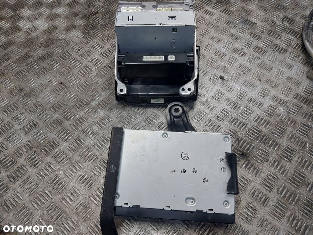 RADIO ODTWARZACZ + PANEL NAWIEWU + RAMKA + ZMIENIARKA AVENSIS T25 - 6