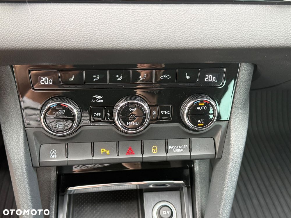 Skoda Karoq 1.5 TSI ACT 4x2 Ambition - 16