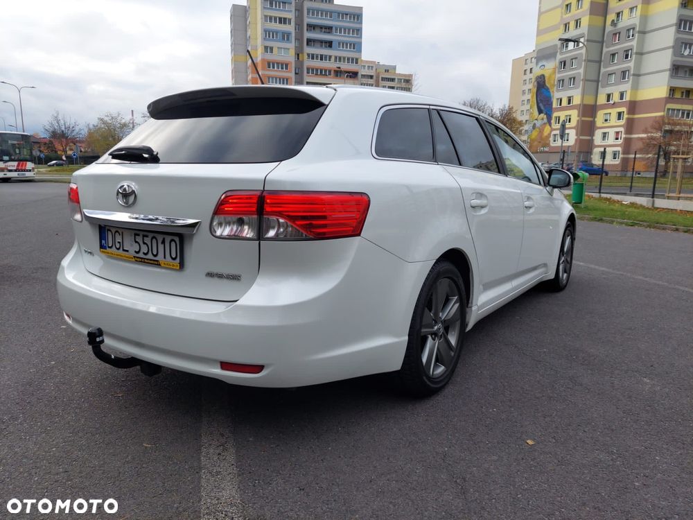 Toyota Avensis 2.2 D-CAT Prestige - 9