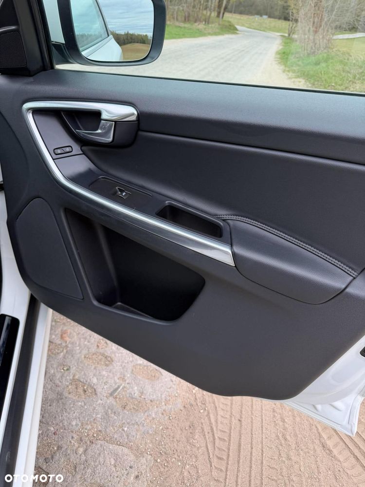Volvo XC 60 - 10