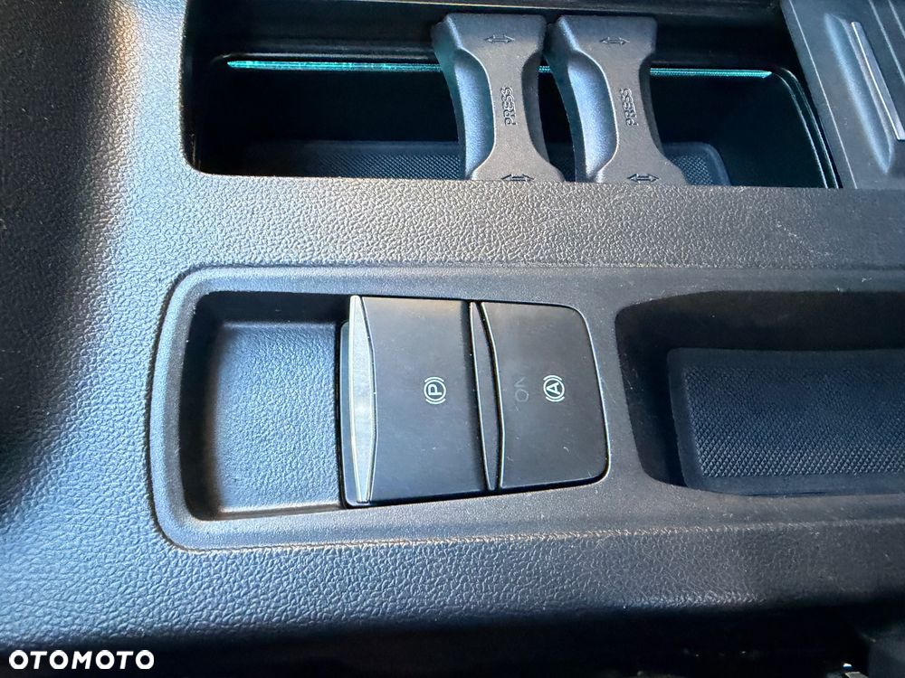 Ford Focus - 21